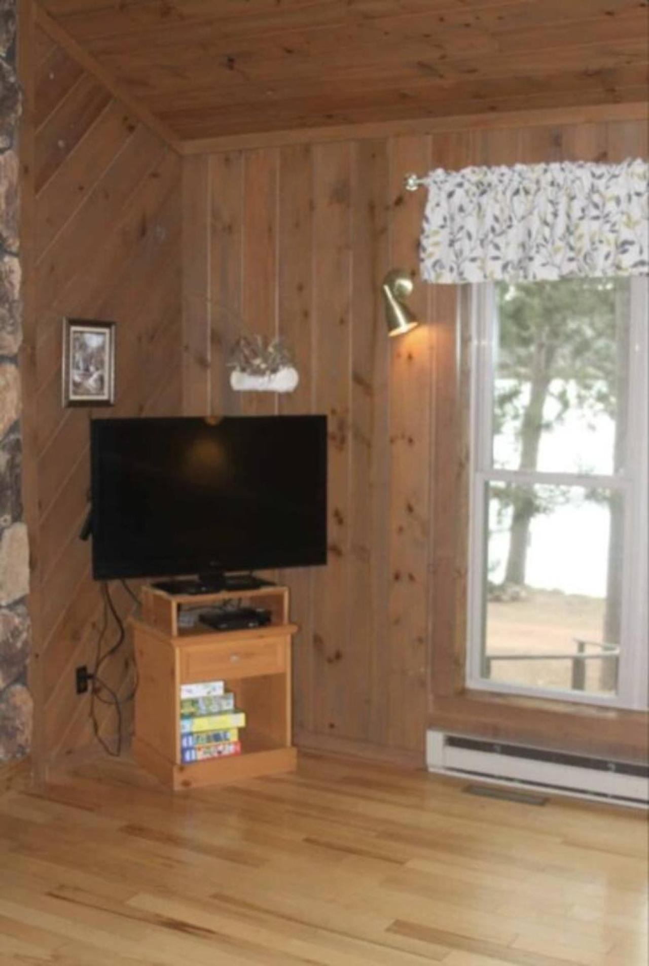 Bayview Resort Sunset Lookout Cabin 6 Saint Germain ภายนอก รูปภาพ